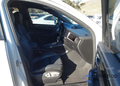 2019 Porsche Macan z USA, uszkodzony, nr VIN WP1AA2A55KLB00229